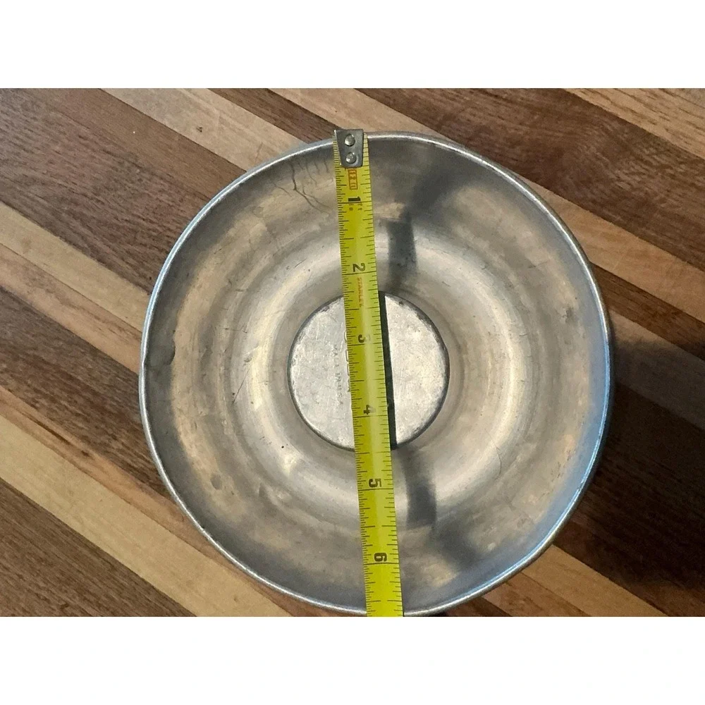 Jello Mold Alluminum Vintage 6.5in Round‎ Desert Dish